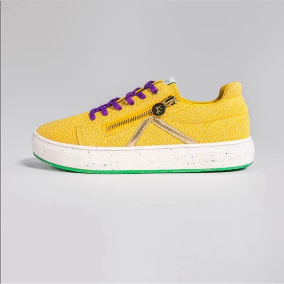 NWOT Womens Kokolu Comfort Knit Yellow Sneaker Size 10 - Picture 9 of 11
